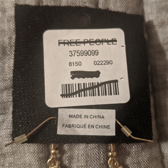 Free People earrings - Picture 4 of 4